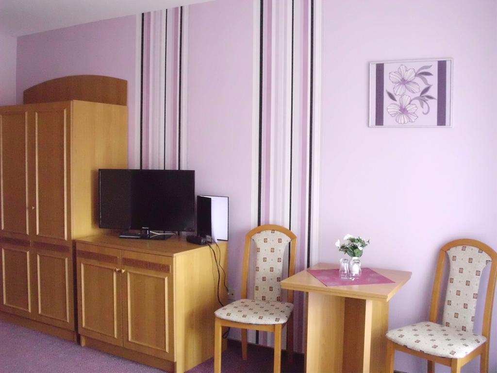 Mucha Ohg Hotel Sembziner Hof Klink Rom bilde