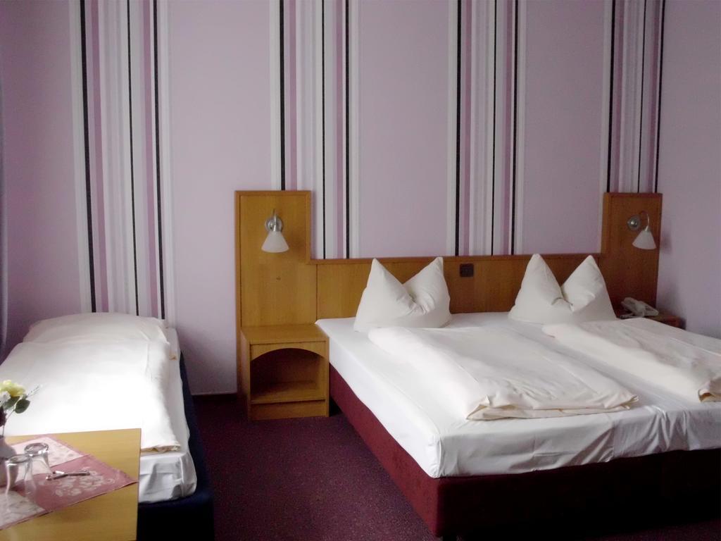 Mucha Ohg Hotel Sembziner Hof Klink Rom bilde